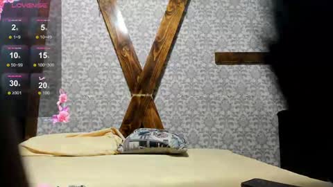 MIA HOT online show from 02-11-25, 12:16