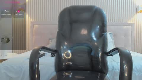 Snapshot of luceroo1 chatting on 02-01-25, 03:18 luceroo1 online show from 02-01-25, 03:18