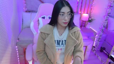 hanna online show from 01-21-25, 02:00