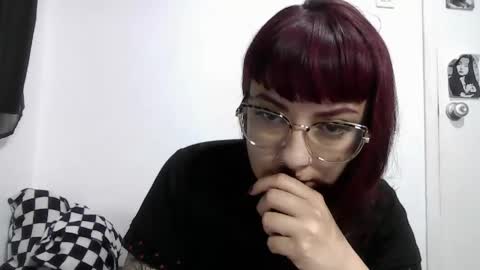 Snapshot of lucia_d_carton chatting on 05-31-26, 03:36 Lulu DCarton online show from 05-31-26, 03:36