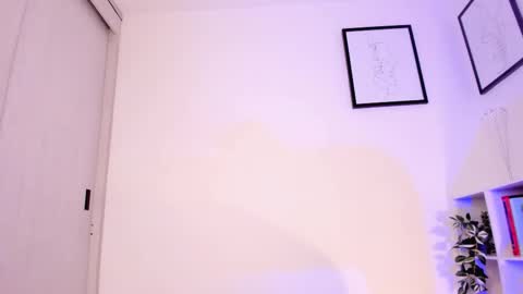 Lucia online show from 11-18-25, 10:03