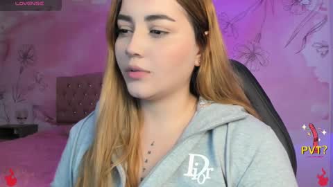 lucia star  online show from 02-11-25, 02:46