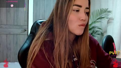 lucia star  online show from 02-14-26, 03:53