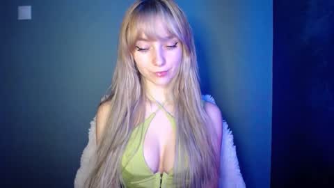 Lucy online show from 11-08-25, 07:56