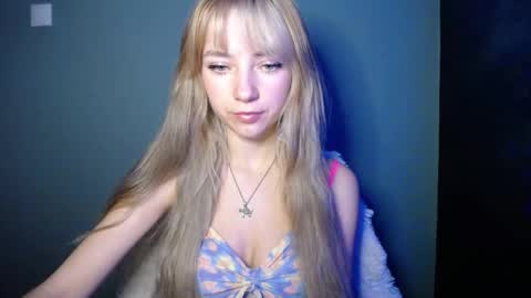 Lucy online show from 11-14-25, 08:02