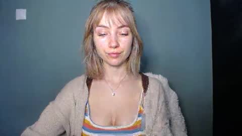 Lucy online show from 02-20-26, 02:06