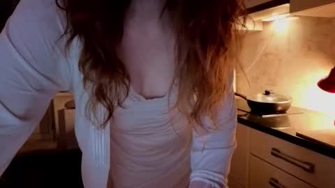 Lucia online show from 10-06-25, 07:11