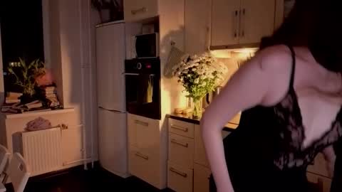 Lucia online show from 10-25-25, 07:30