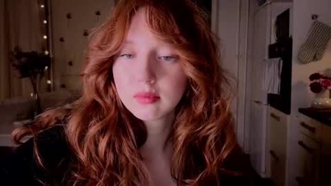 Lucia online show from 12-18-25, 06:14