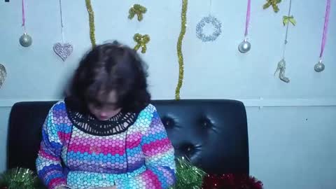 Snapshot of luciami chatting on 12-29-24, 09:09 LuciaMi online show from 12-29-24, 09:09