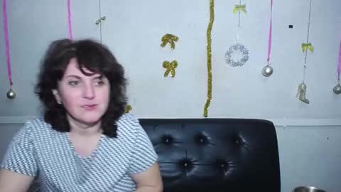 Snapshot of luciami chatting on 01-12-25, 11:58 LuciaMi online show from 01-12-25, 11:58