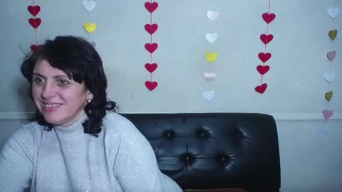 Snapshot of luciami chatting on 01-22-25, 12:16 LuciaMi online show from 01-22-25, 12:16