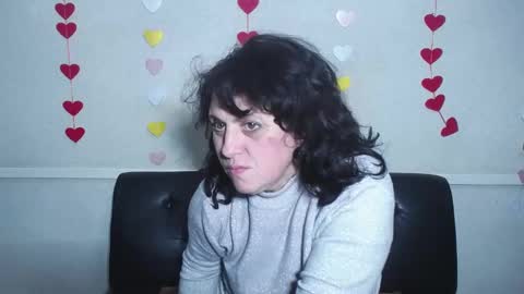 Snapshot of luciami chatting on 01-27-25, 12:33 LuciaMi online show from 01-27-25, 12:33