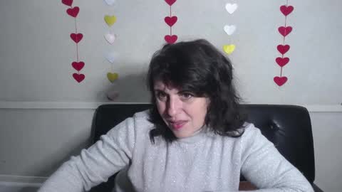 Snapshot of luciami chatting on 02-09-25, 06:01 LuciaMi online show from 02-09-25, 06:01