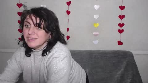 Snapshot of luciami chatting on 02-16-25, 09:04 LuciaMi online show from 02-16-25, 09:04
