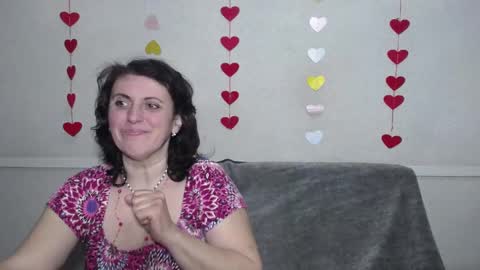 Snapshot of luciami chatting on 02-16-25, 03:16 LuciaMi online show from 02-16-25, 03:16
