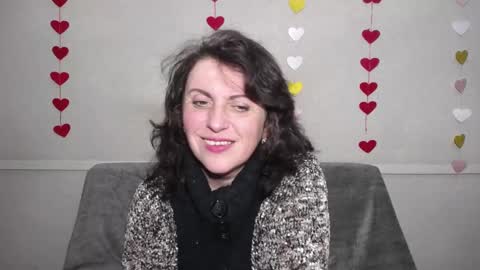 Snapshot of luciami chatting on 02-22-25, 01:33 LuciaMi online show from 02-22-25, 01:33