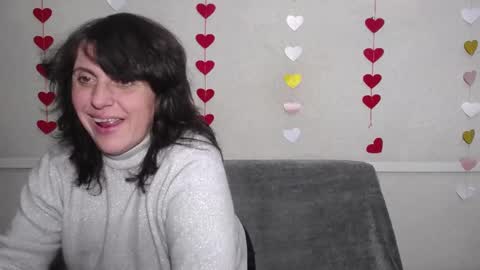 Snapshot of luciami chatting on 02-26-25, 12:16 LuciaMi online show from 02-26-25, 12:16