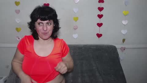 Snapshot of luciami chatting on 03-12-25, 06:22 LuciaMi online show from 03-12-25, 06:22