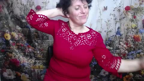Snapshot of luciami chatting on 10-11-25, 05:50 LuciaMi online show from 10-11-25, 05:50