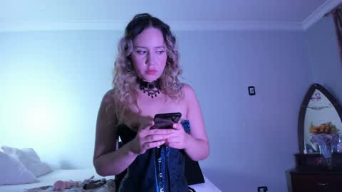 Luciana Evans online show from 01-06-26, 04:11