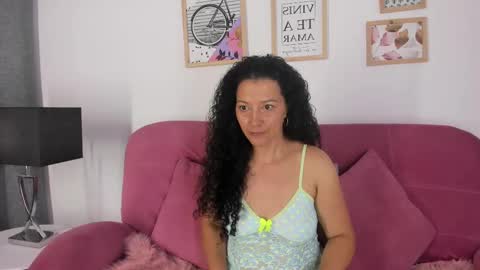 luciana_owens2 online show from 01-15-25, 05:15
