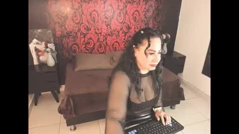 lucianablackwell online show from 10-07-25, 03:09
