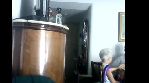 Luciano online show from 02-15-25, 03:50