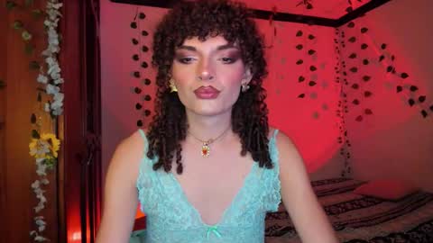 Lucy or Lucian 3 Come to my social Links3   online show from 03-27-26, 01:00