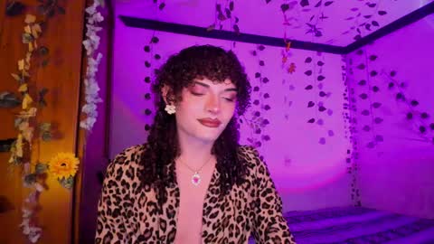 Lucy or Lucian 3 Come to my social Links3   online show from 03-29-26, 09:48