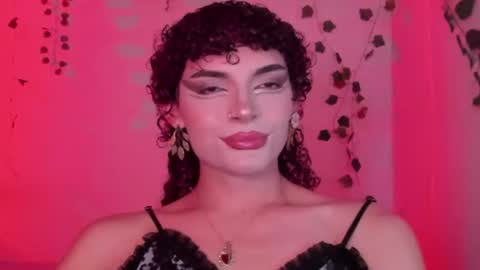 Lucy or Lucian 3 Come to my social Links3   online show from 07-03-26, 06:14