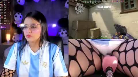 Snapshot of luciareid chatting on 06-25-26, 02:10 Lucia online show from 06-25-26, 02:10