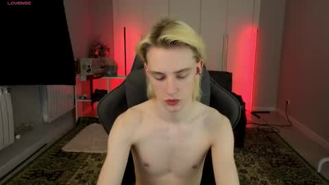 Angelok online show from 03-21-26, 10:02