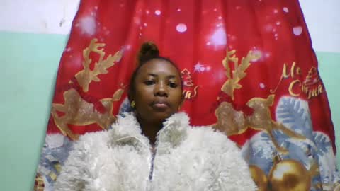 lucie196645 online show from 06-17-26, 04:37