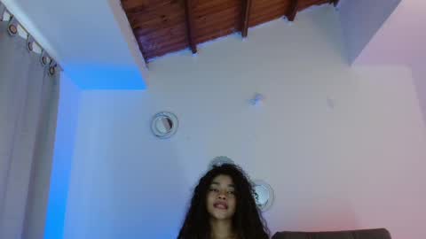 Lucie - online show from 01-24-25, 09:58