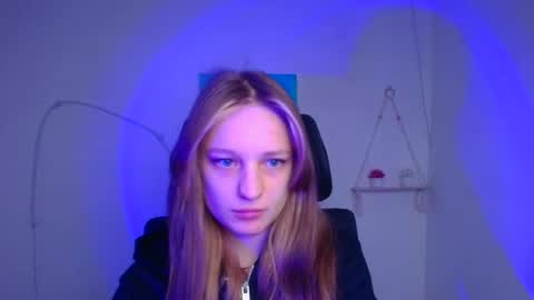 Lucie online show from 01-16-26, 12:20