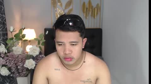 Snapshot of luciferhotcum chatting on 02-12-25, 09:10 Luciferhotcum online show from 02-12-25, 09:10