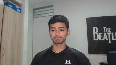 Snapshot of lucifferr_ chatting on 02-10-25, 03:13 leonel online show from 02-10-25, 03:13