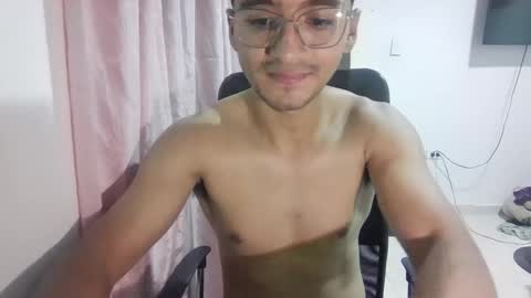 Snapshot of lucifferr_ chatting on 02-03-26, 06:22 leonel online show from 02-03-26, 06:22