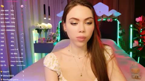 MimiFors online show from 11-30-25, 04:55