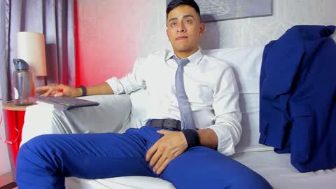 Leo online show from 01-21-25, 05:30