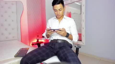 Leo online show from 03-20-26, 11:48