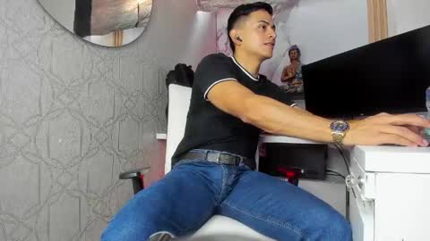 Snapshot of lucii_fer_ chatting on 05-25-26, 11:38 Leo online show from 05-25-26, 11:38
