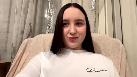 Snapshot of lucindapano chatting on 12-16-25, 09:09 Sofia online show from 12-16-25, 09:09