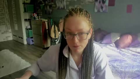 lucky_licky20 online show from 05-29-26, 02:42