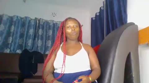Snapshot of luckyawesome chatting on 06-08-26, 12:03 Crisiah online show from 06-08-26, 12:03