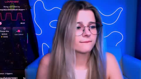 Mila Sweetheart online show from 04-01-26, 08:06