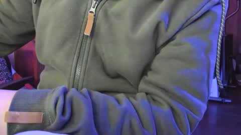 Snapshot of luckydrakex chatting on 01-06-26, 11:40 Lucky online show from 01-06-26, 11:40