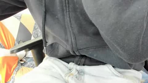 Snapshot of luckydrakex chatting on 02-12-26, 09:48 Lucky online show from 02-12-26, 09:48