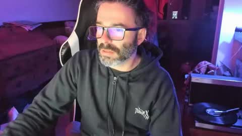 Snapshot of luckydrakex chatting on 02-16-26, 06:59 Lucky online show from 02-16-26, 06:59